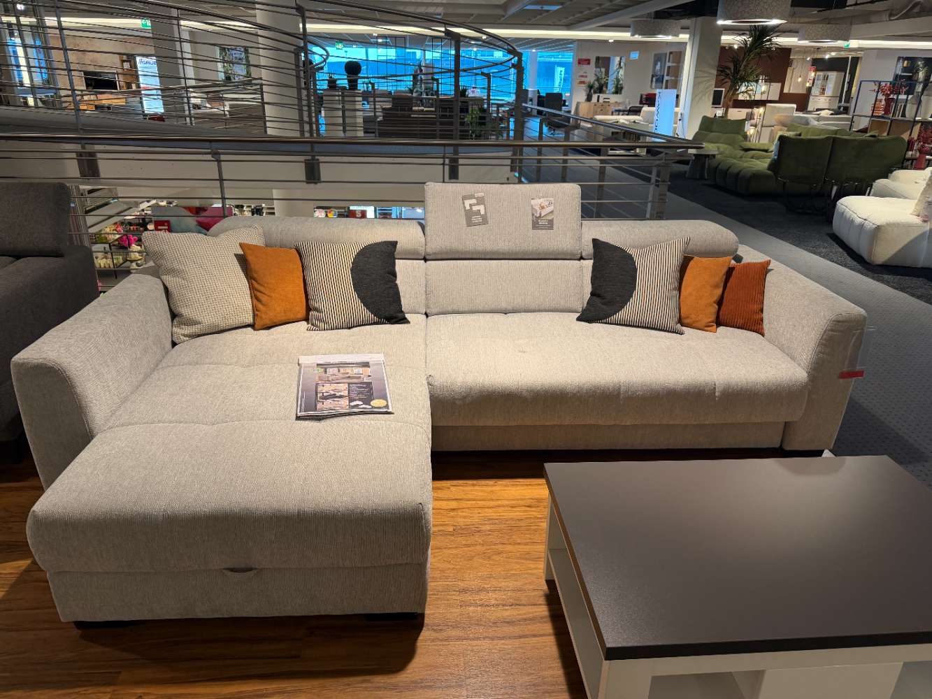 Polstergarnitur grau mit Longchair, ca. 300×196 cm