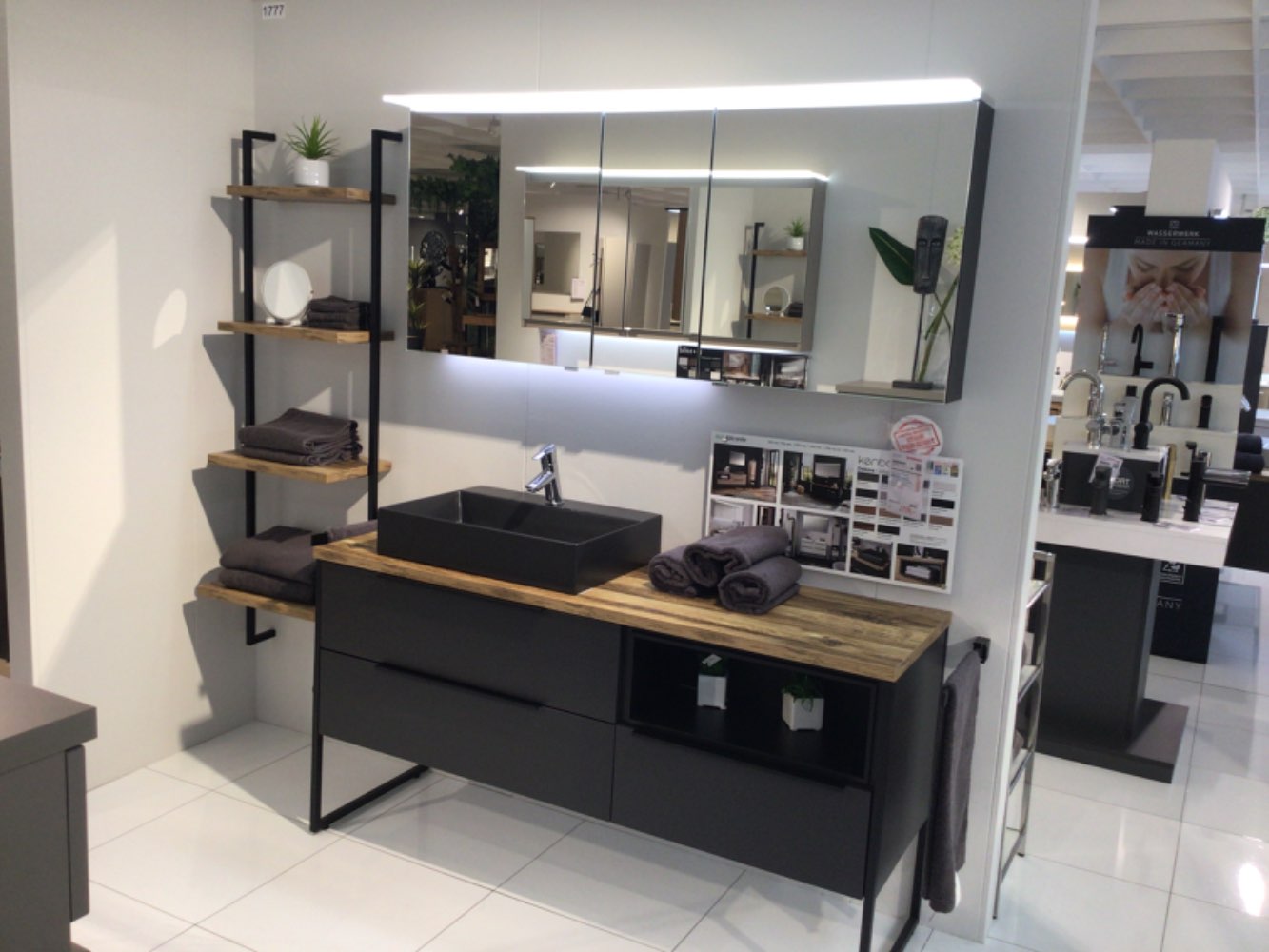 Badezimmerste Kenborg Alivante