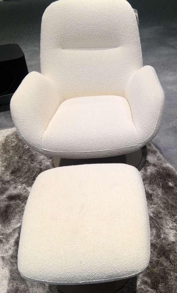 Trendhopper Drehsessel „Nola“ mit Hocker, beige