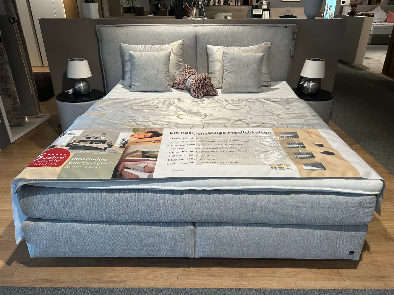 Boxspringbett incl. Konsolen