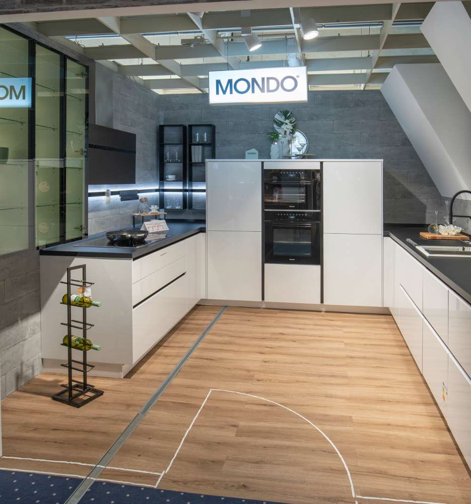 Mondo Latho Lack Alpinweiß inkl Miele Geräte