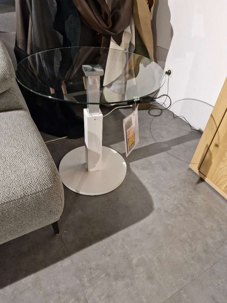 Couch-/Beistelltisch von der Firma VIERHAUS