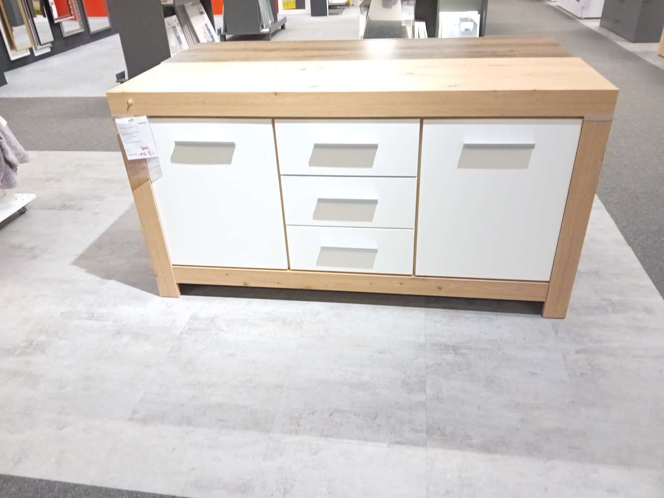 Sideboard
