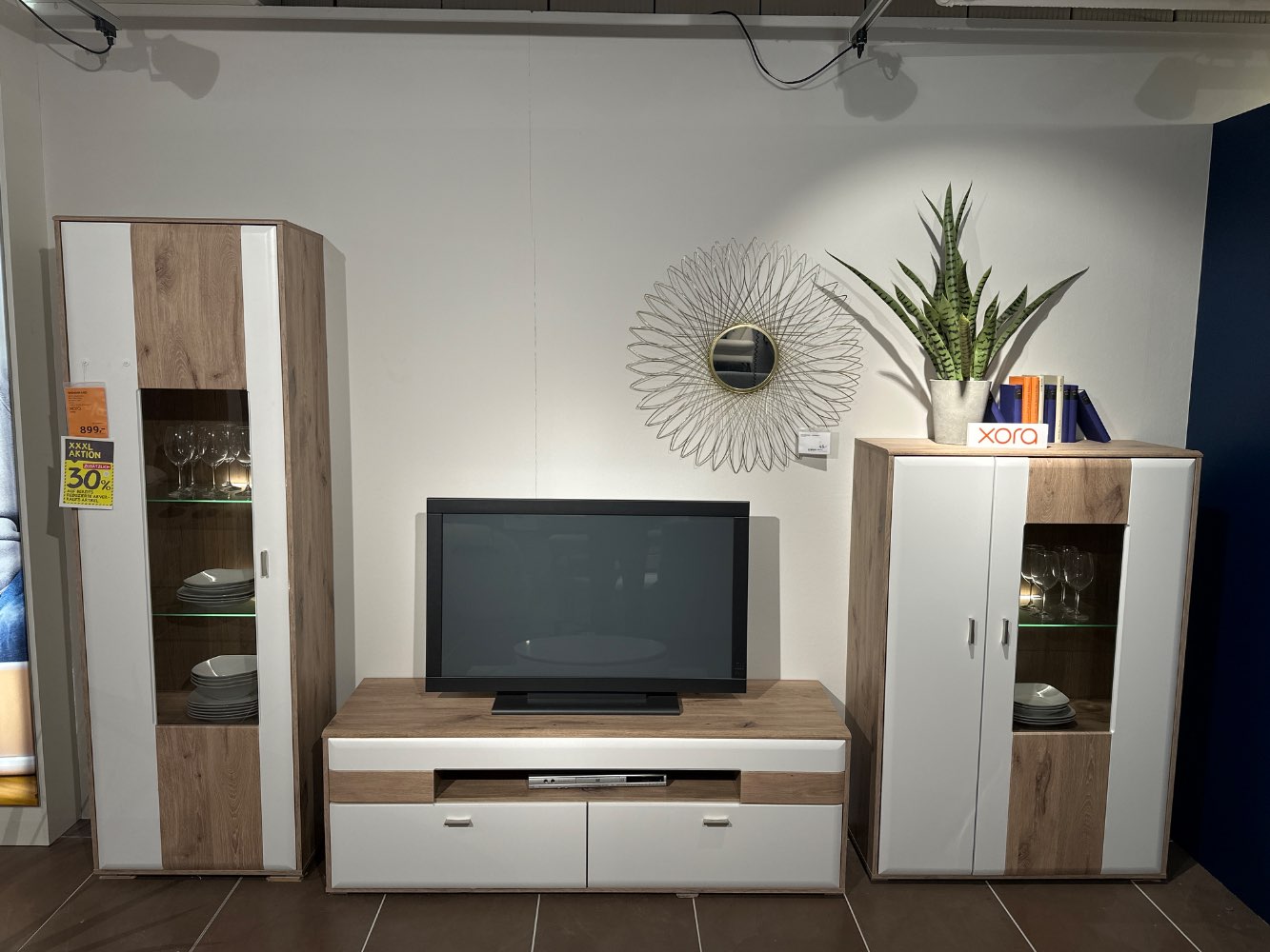 Wohnwand Albany, Xora, Xxxlutz, Möbel