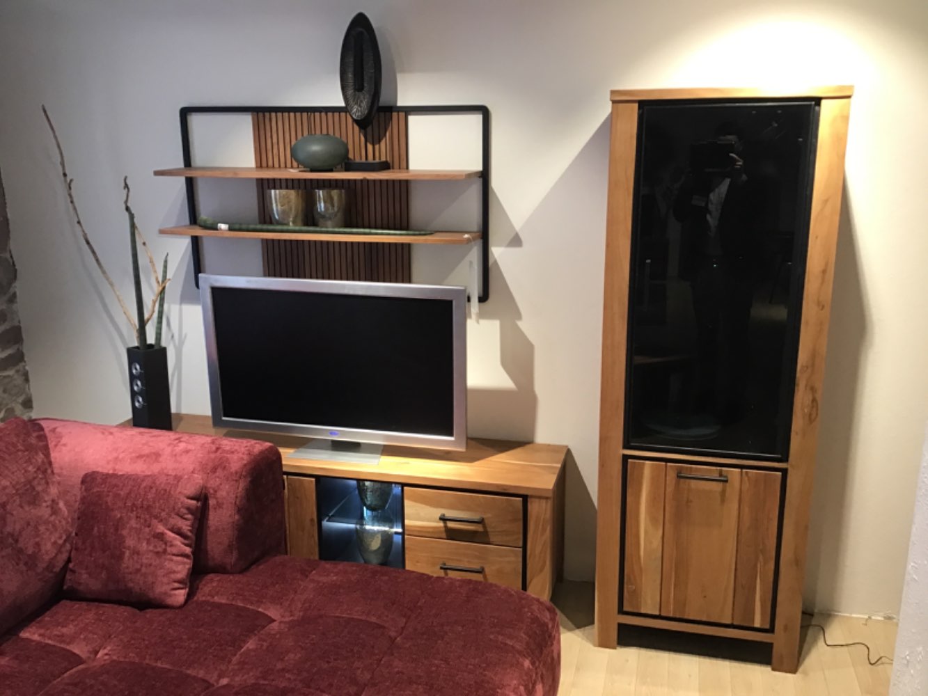 Möbel Wohnwand Akazio Holz massiv XXXLutz Hischaid