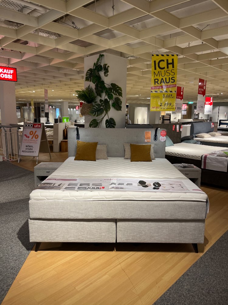 Möbel Boxspringbett Inkl Nachtkästchen Voleo