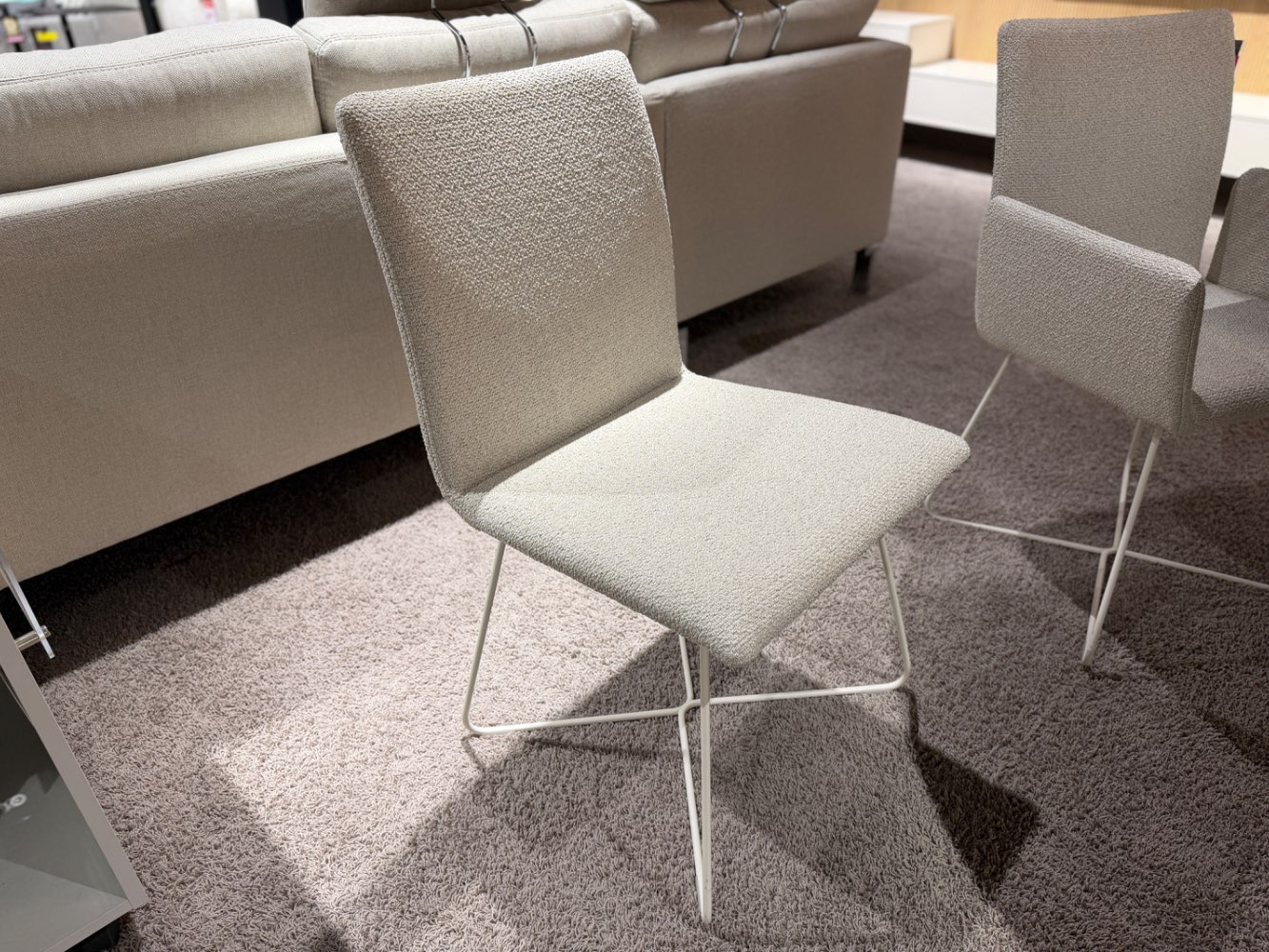 Stühle ca. 49/58 x 87,5 x 58 cm in weiß