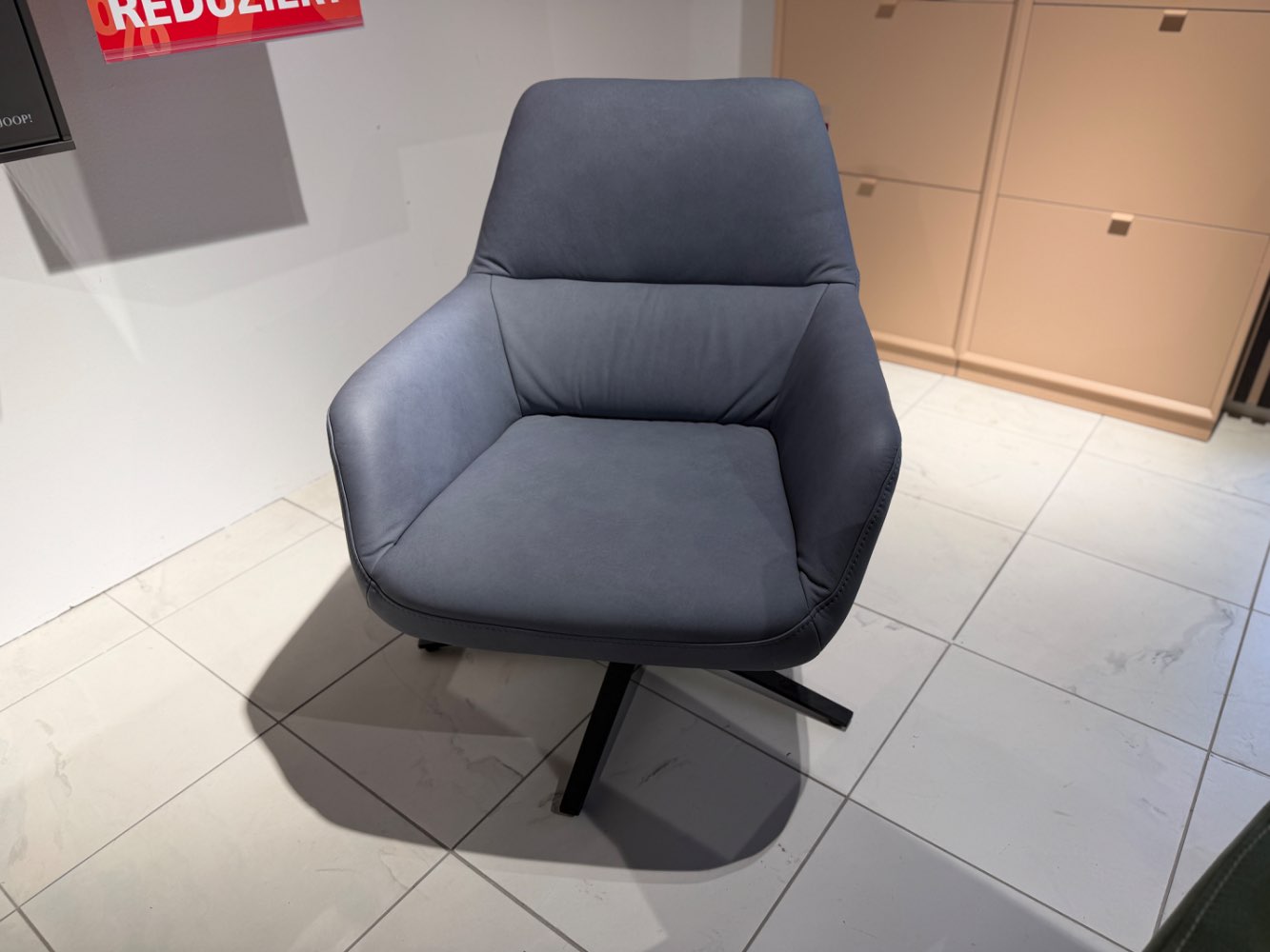 Sessel ca. 70 x 86 x 84 cm in blau