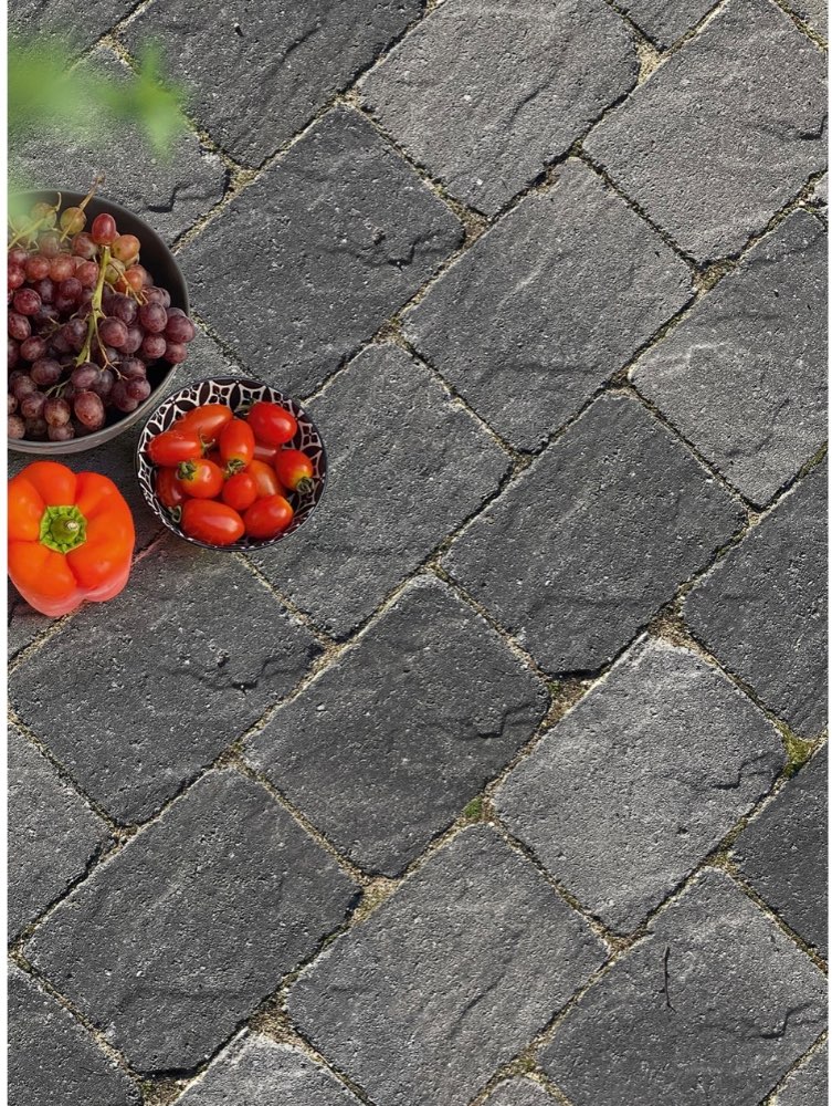 Antik- Pflasterstein 21x14x6 cm oder 24x6x6 cm Basalt