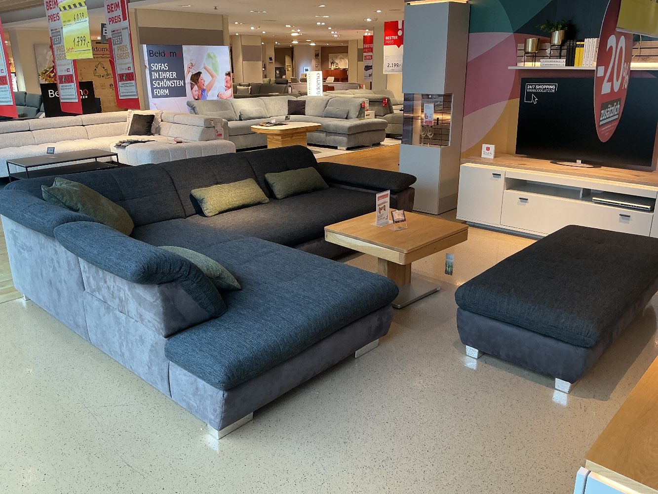 XXXLutz Wassertrüdingen Ecksofa mit Hocker 7520