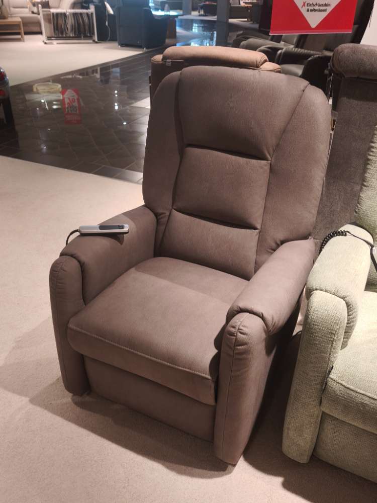 TV-Sessel mit Handschalter, Motor und Funktionen