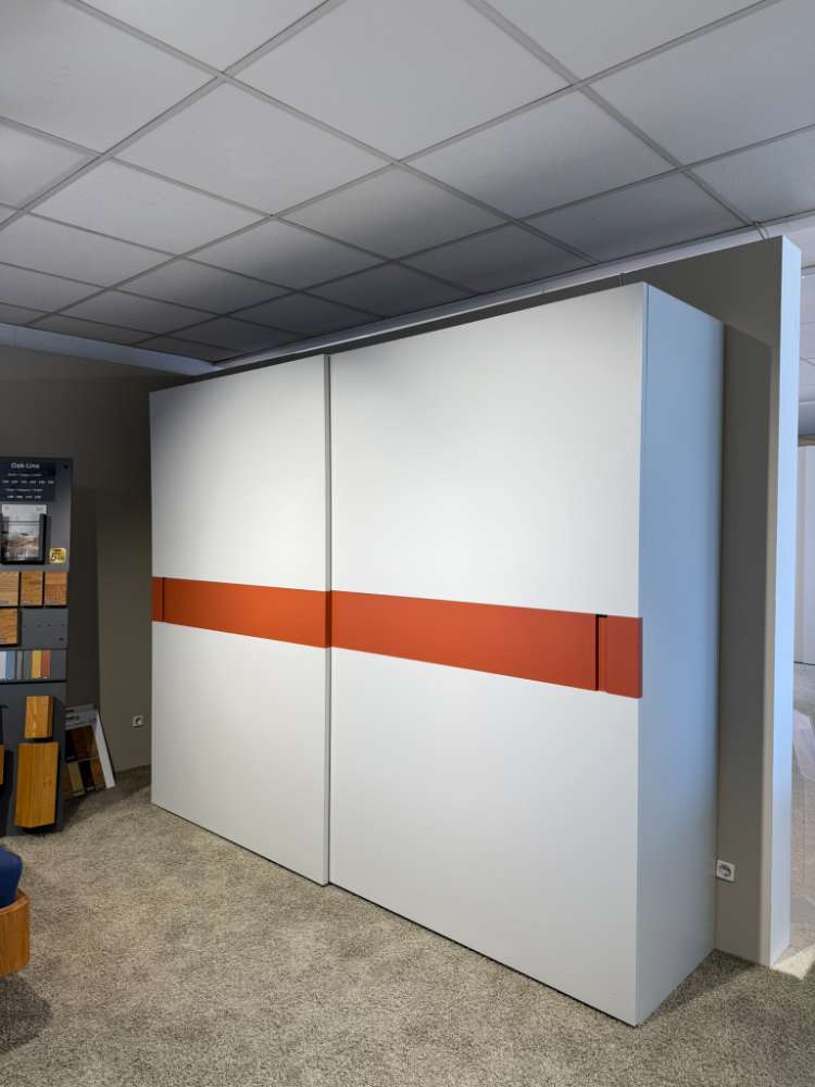 Contur Schiebetürenschrank Loretto