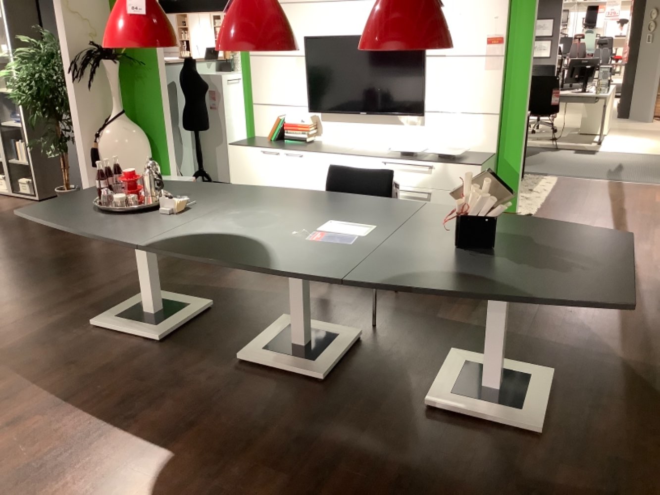 Konferenzanlage mit Netbox