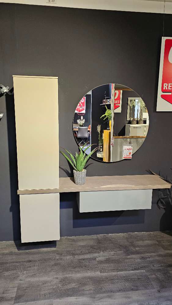Garderobe Tando von SUDBROCK