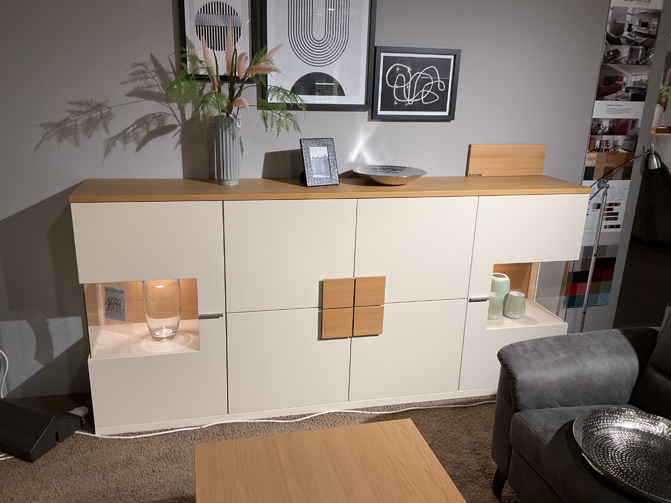 Highboard Vienna RMW Lack crema – Eiche sand