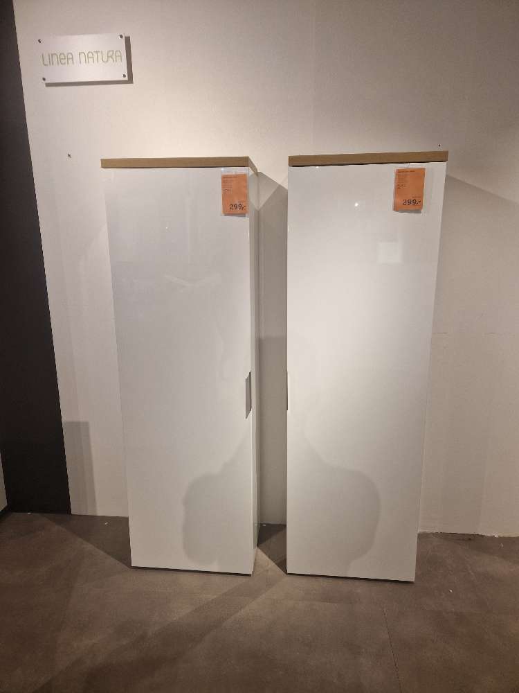 Möbel-Garderobenschrank-Weiß hochglanz/Eichefarben-XXXLutz