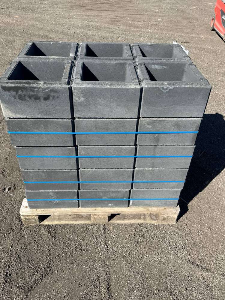 Pfeilersteine anthrazit 37,5×37,5×20 cm anthrazit (2.Wahl)