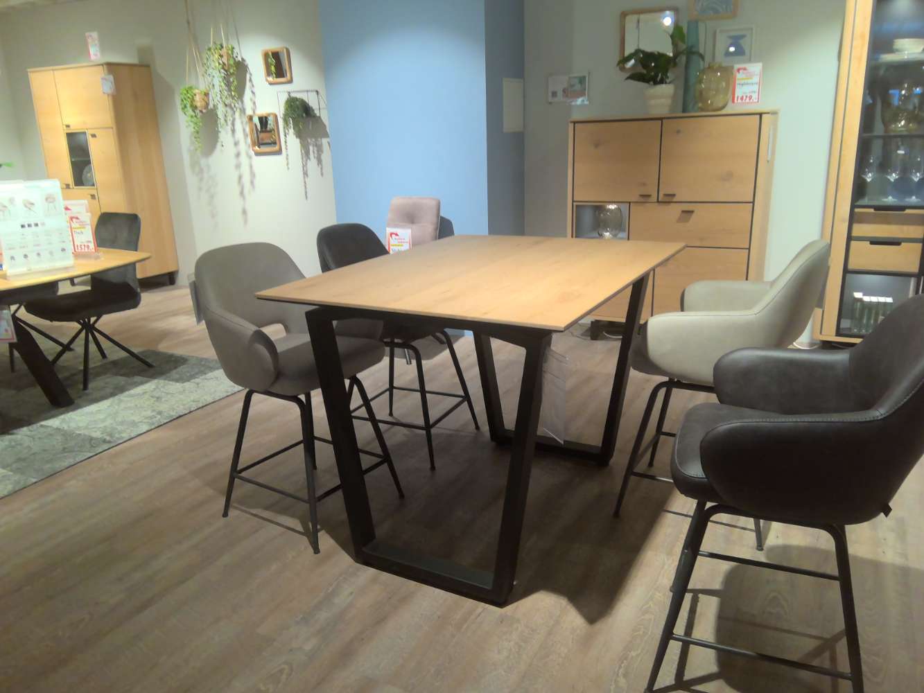 Henders & Hazel Bartisch Livada, ca. 130x92x100 cm