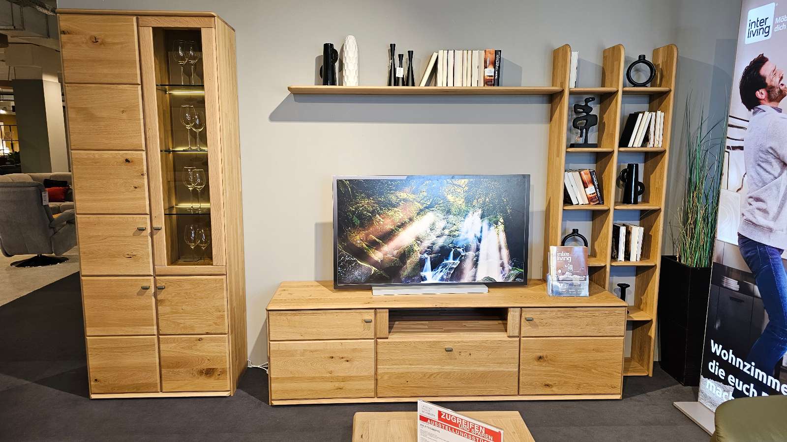 Wohnwand 2028 von INTERLIVING