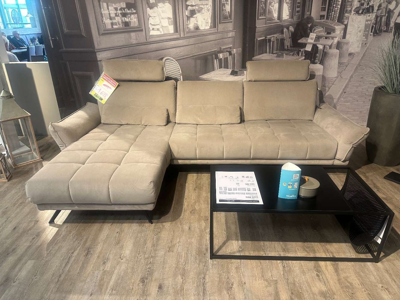 Polstermöbel / Ecksofa / Wohnlandschaft mit Kopfverstellung
