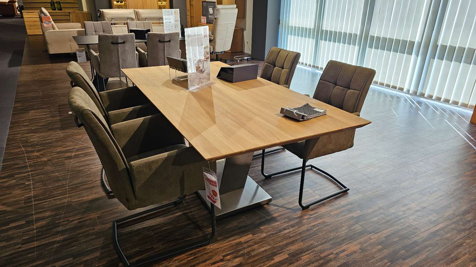 Esstisch 5104 von INTERLIVING