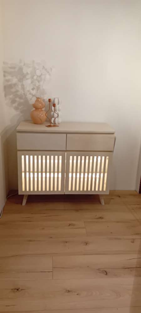 Sideboard mit Beleuchtung