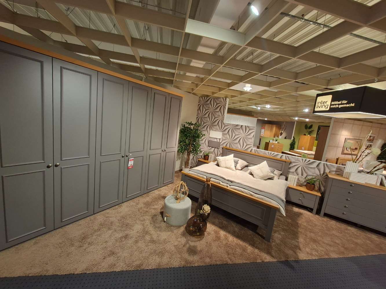 Schlafzimmer inkl. Kommode