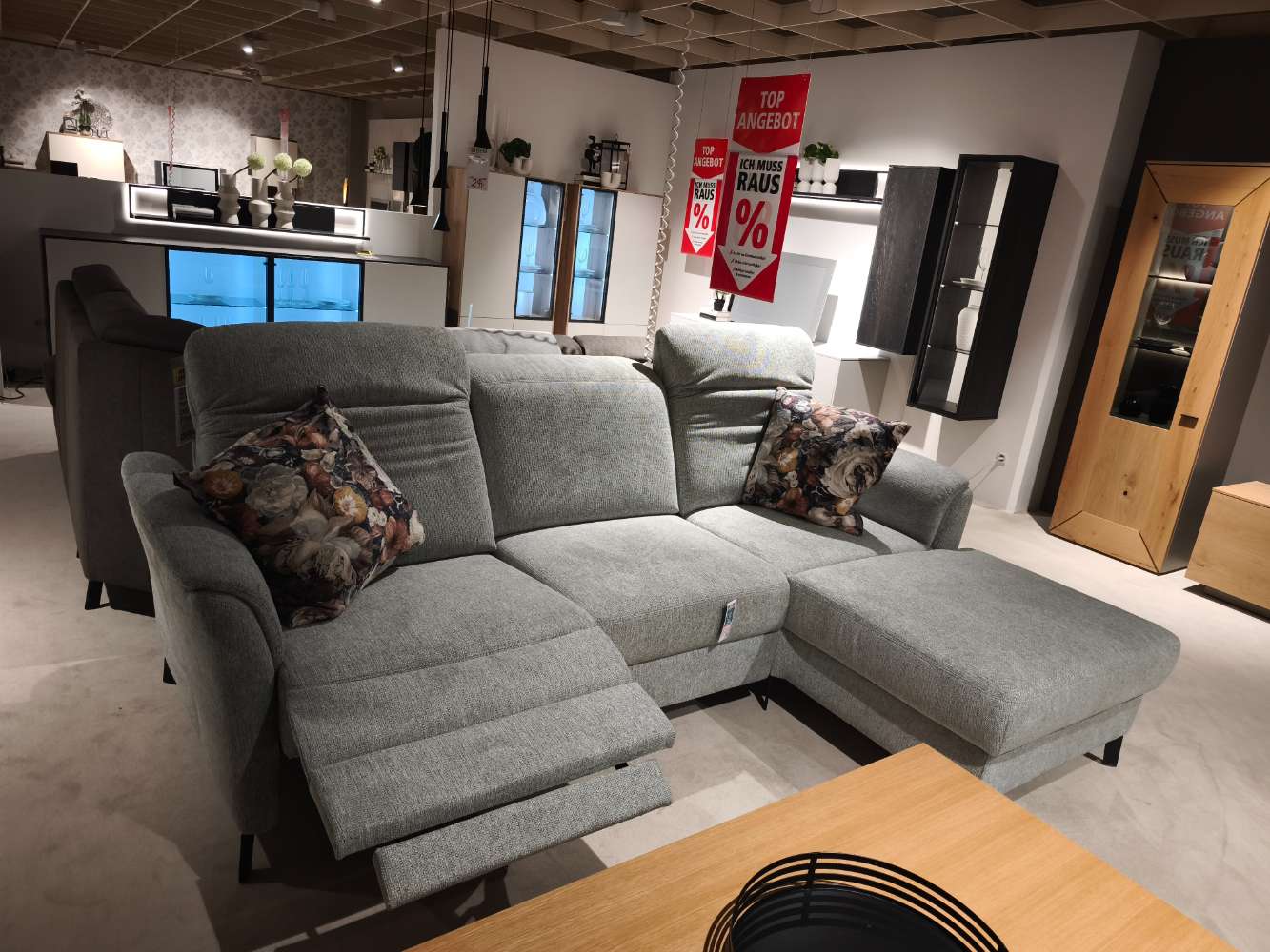 Ecksofa Bezug: Stoff mit zwei Relaxfunktionen motorisch