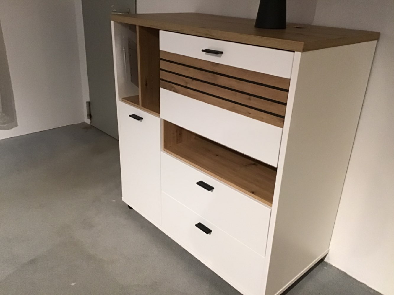 Raumteiler auf Rollen,Farbe Weiß/Eiche,Mass 105x112x63cm