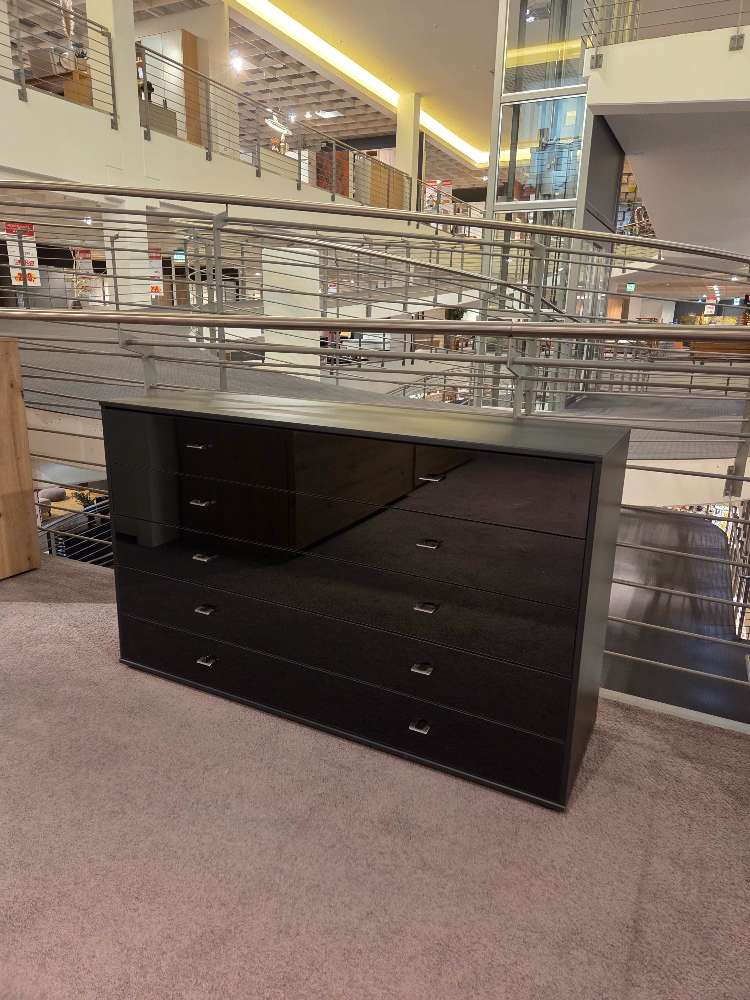 Kommode mit 5 Schubkästen