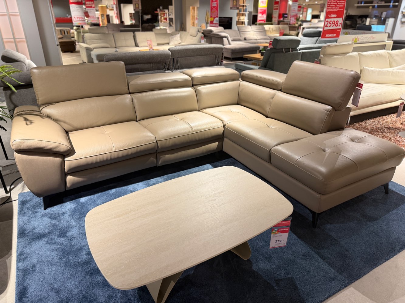 Sofa ca. 280 x 222 cm in braun