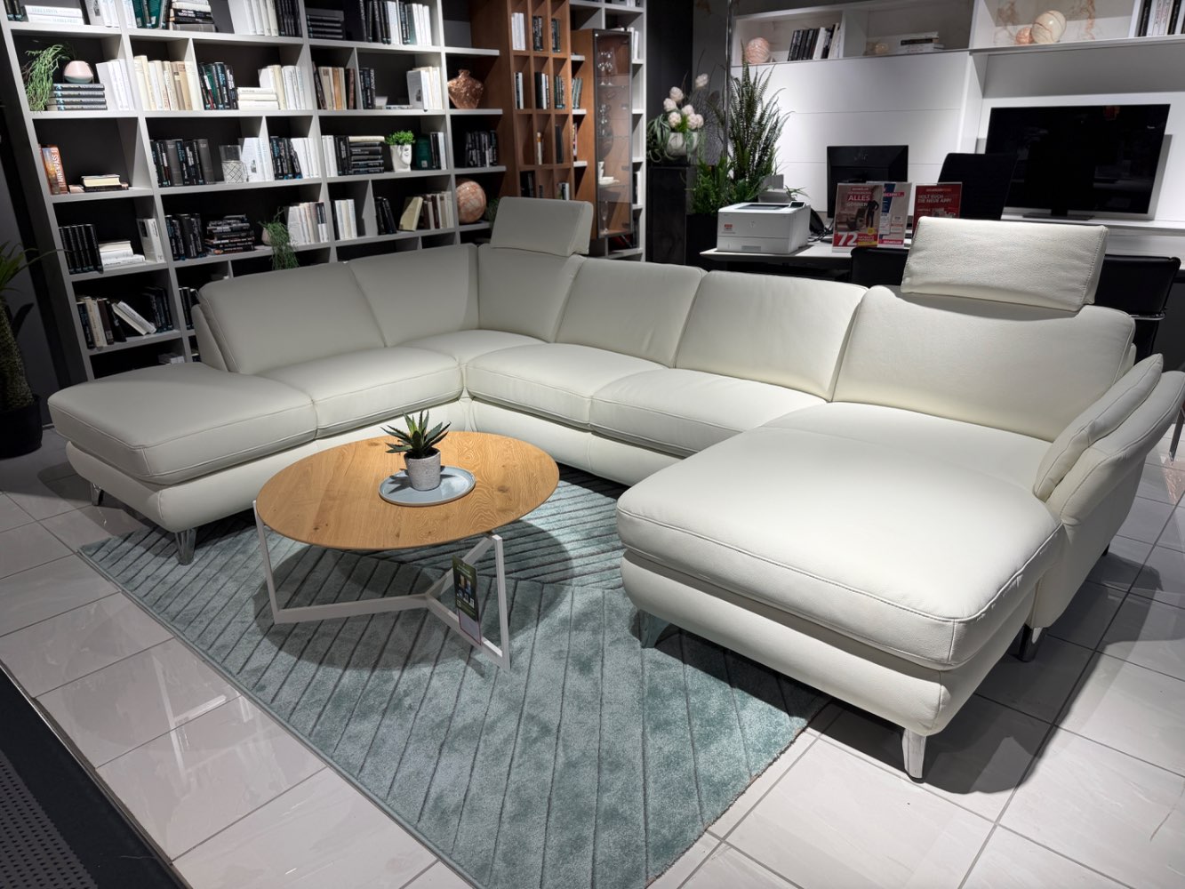 Sofa ca. 216 x 327 x 157 cm in weiß