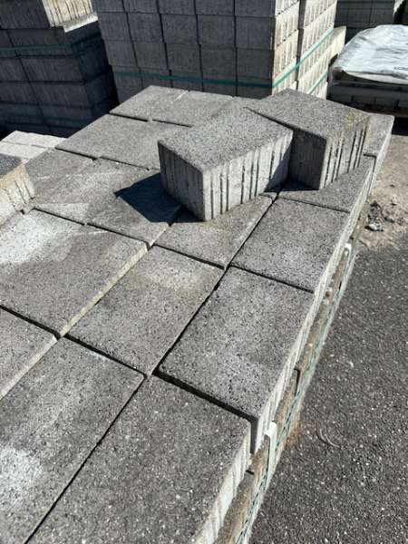 Vianova 24x16x12 cm Basan Anthrazit Kugelgestrahlt (2.Wahl)