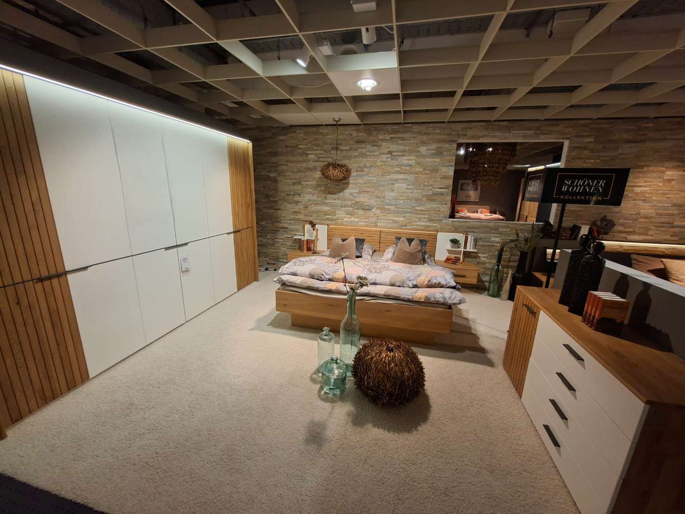 Schlafzimmer inkl. Kommode