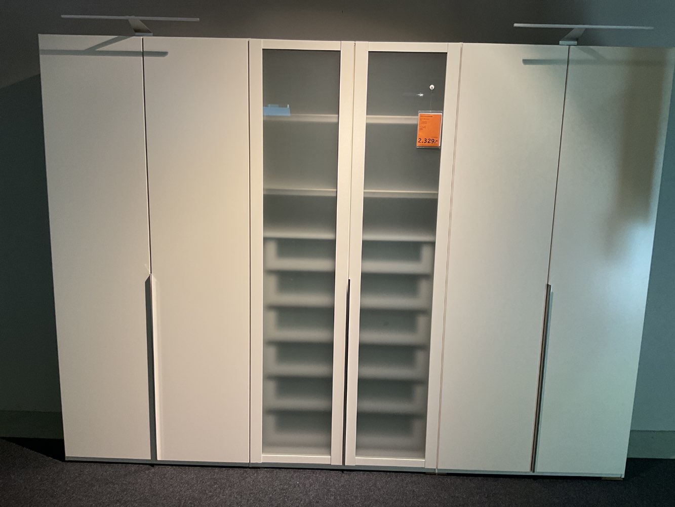 Drehtürenschrank Kuba