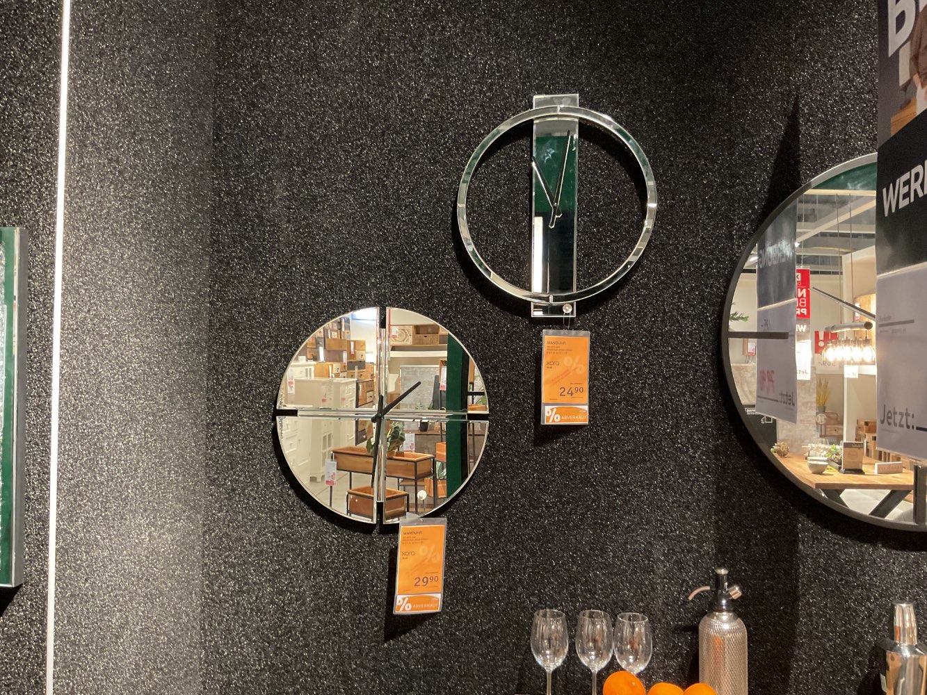 XXXLutz Ausstellungsstück Möbel Wanduhr Jana Luka Spiegelglas