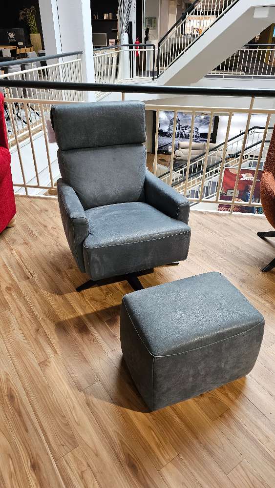 Einzelsessel mit Hocker MUSTERRING 9310