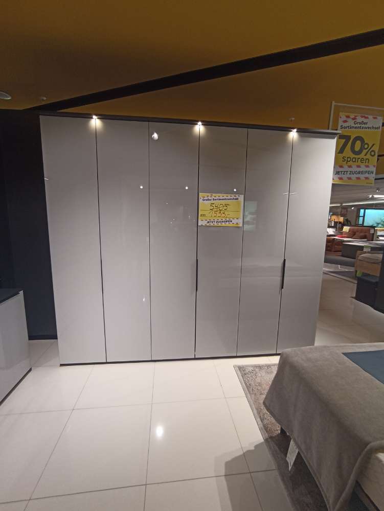 Kleiderschrank Glassystem