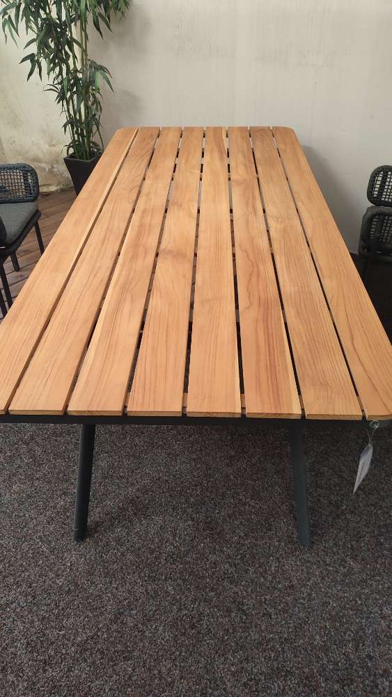 Gartentisch Kubu