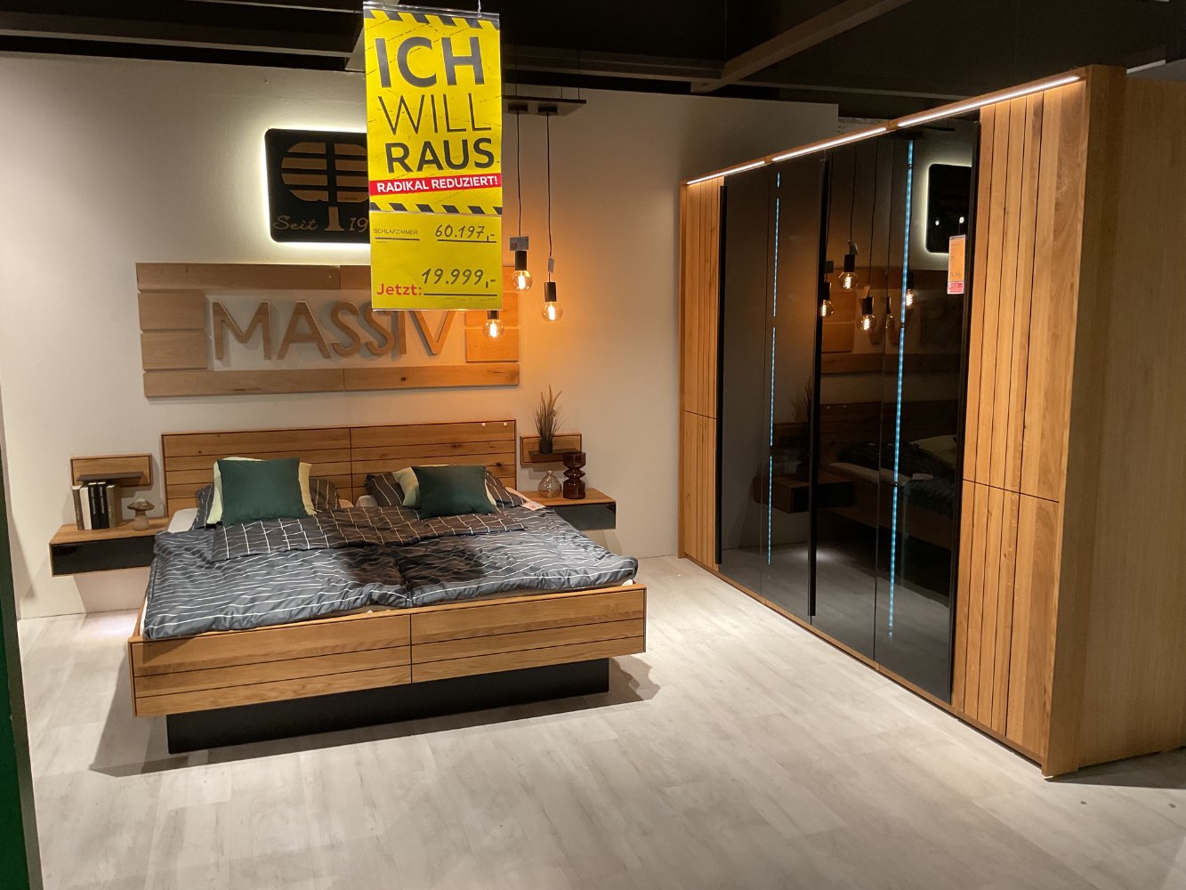 XXXLutz Ausstellungsstück Möbel Schlafzimmer Incasa Ranura Eiche