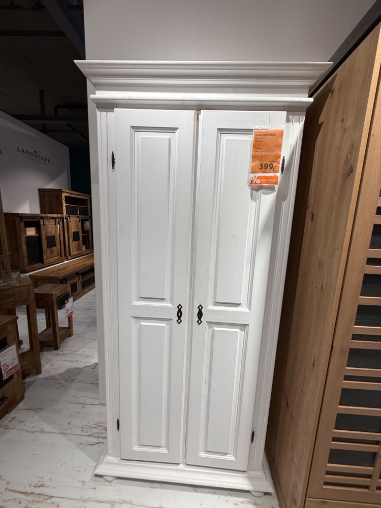 GARDEROBENSCHRANK SALZBURG