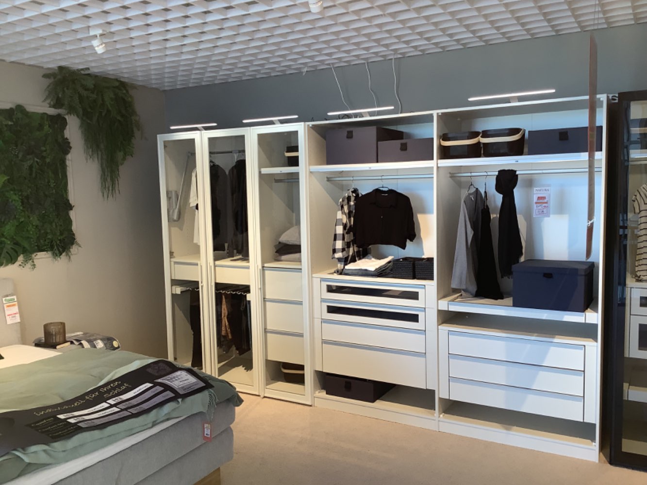 Offener Schrank NA