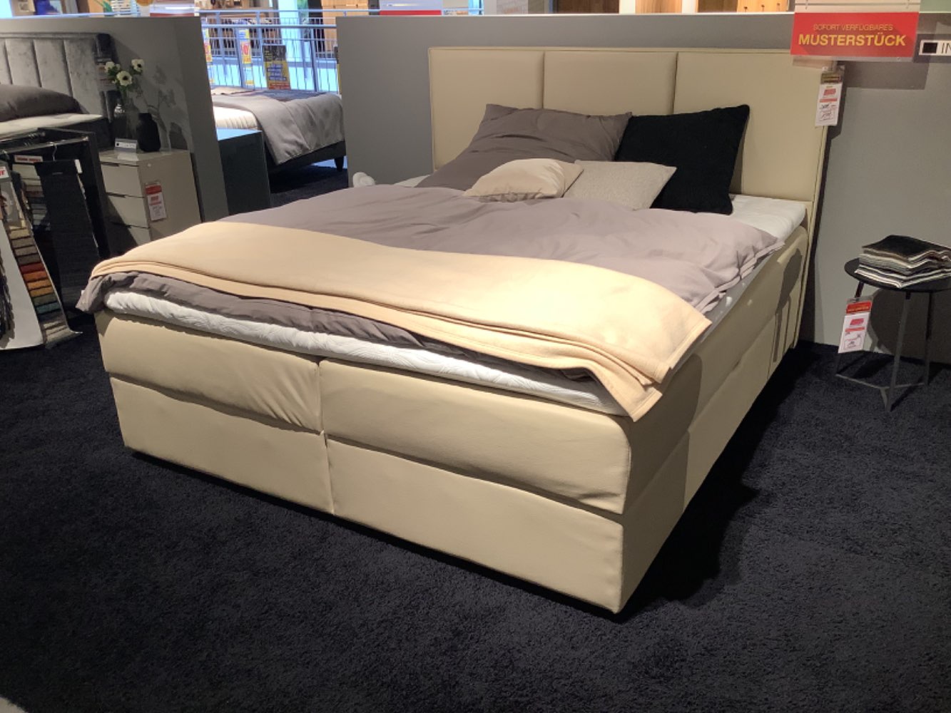 IN Boxbett