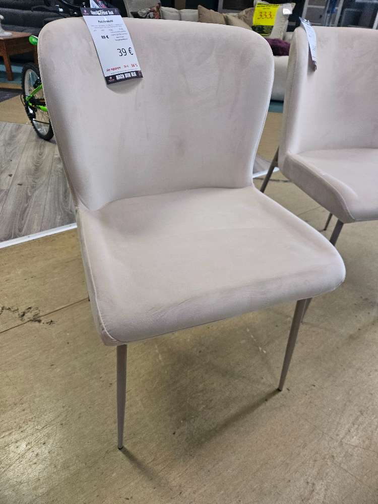 Polsterstuhl Samt Kaschmirfarbend statt 89€