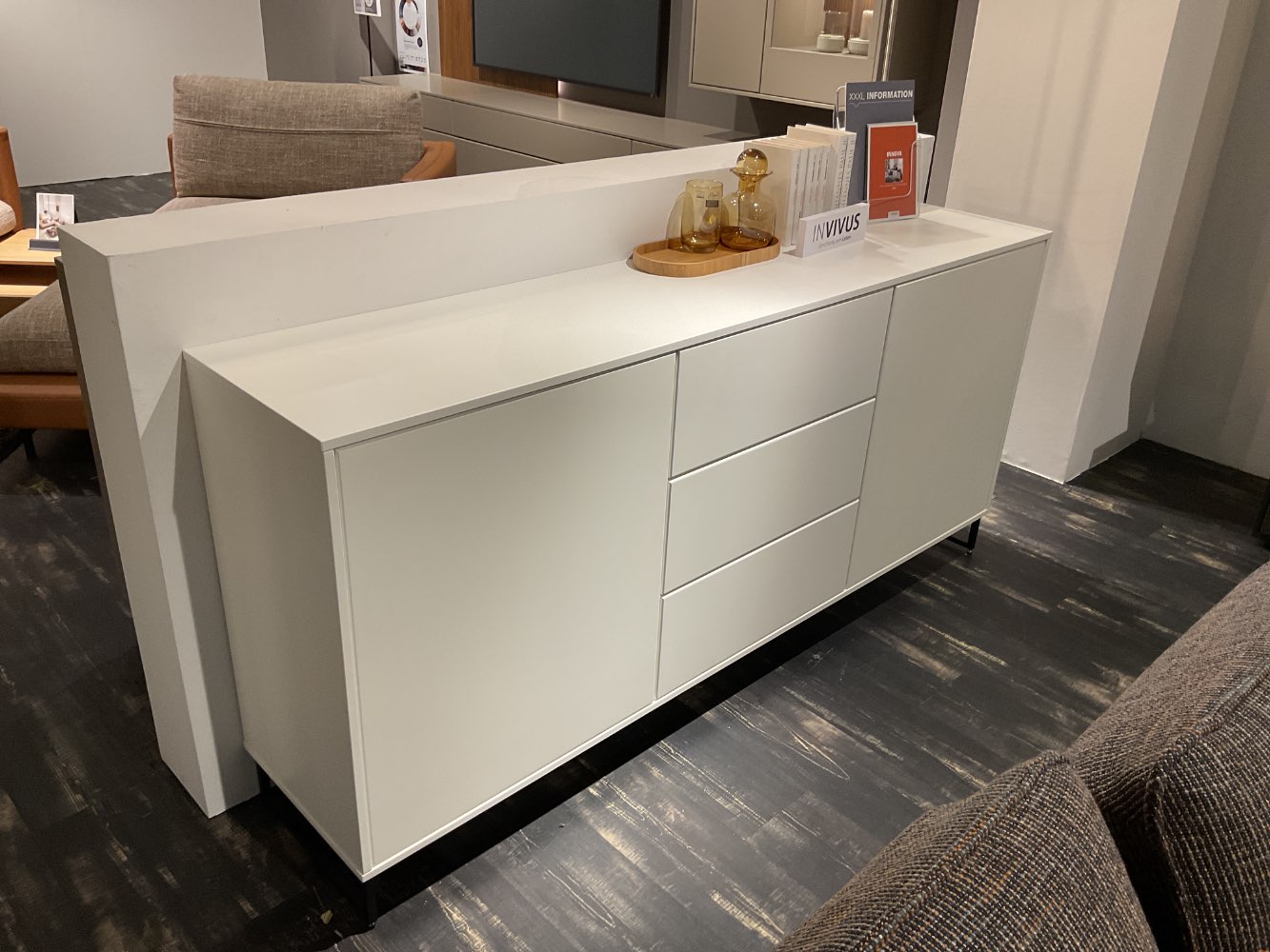 Sideboard Invivus 19830302/1L