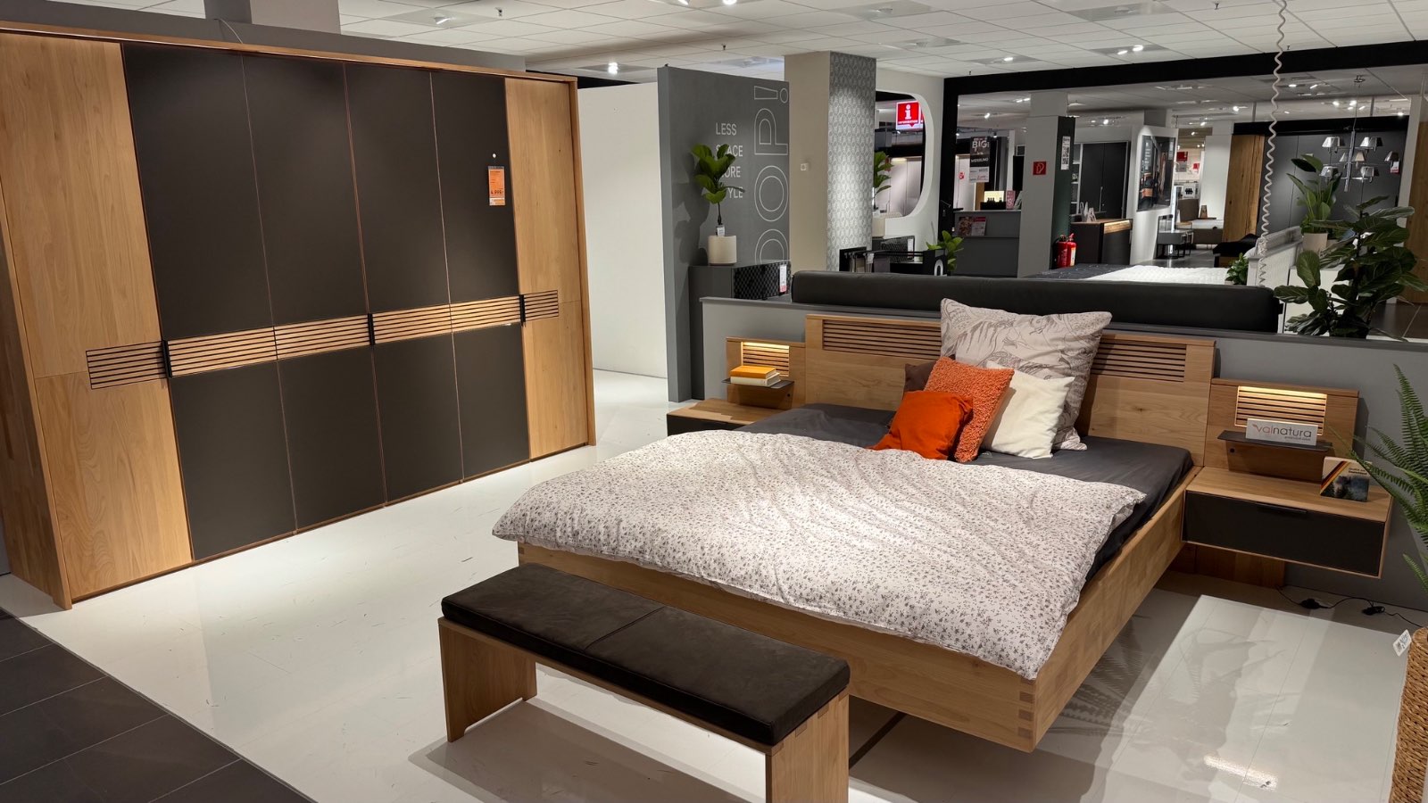 Möbel Schlafen Schlafzimmer TRENTO