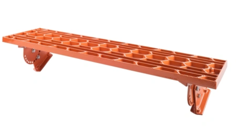 Erlus Großfalzziegel rot/rot engobiert	Alu-Standrost 80×25 cm