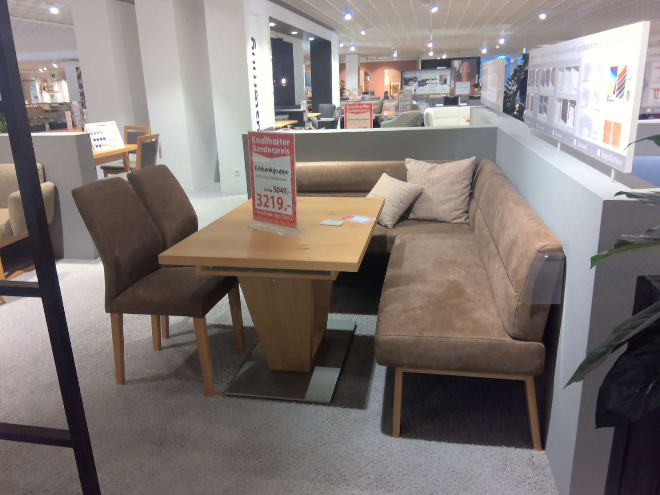 K+W Eckbankgruppe 4192 Game II – Modulmaster, braun, Holz