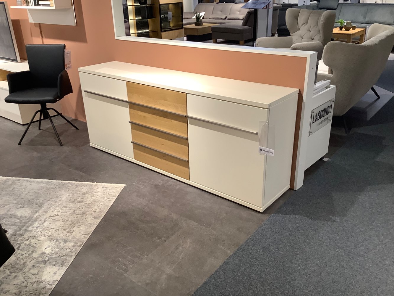 Sideboard