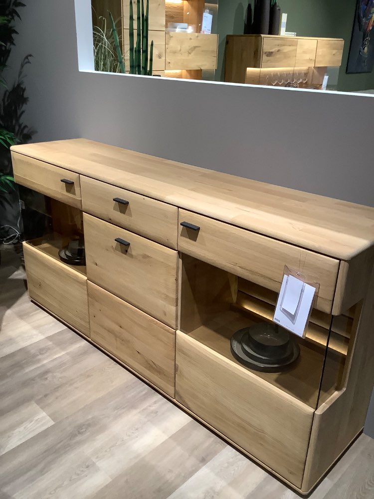 Sideboard
